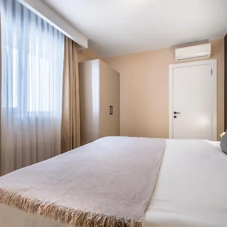 Ciragan Bosphorus Apartment Istanbul