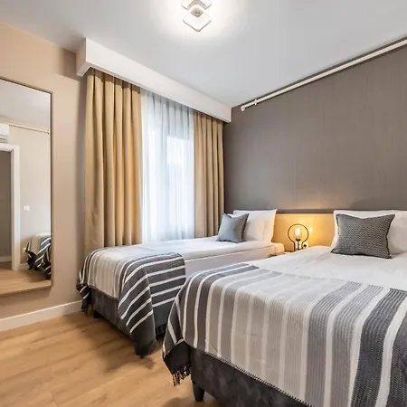 Ciragan Bosphorus Apartment *