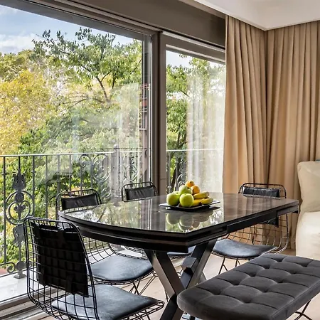 Ciragan Bosphorus Apartment Istanbul