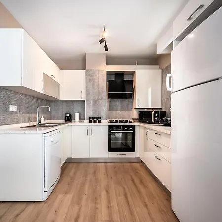 Ciragan Bosphorus 公寓