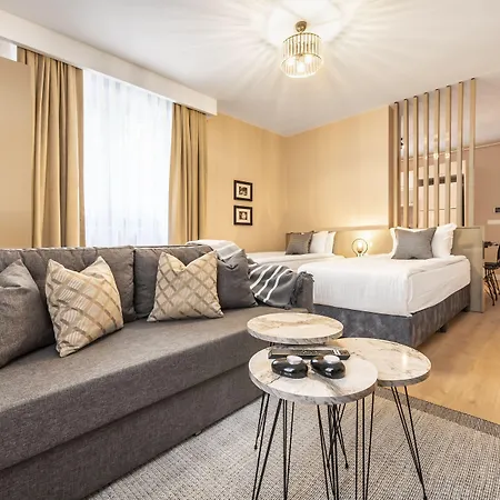 Ciragan Bosphorus 伊斯坦布尔