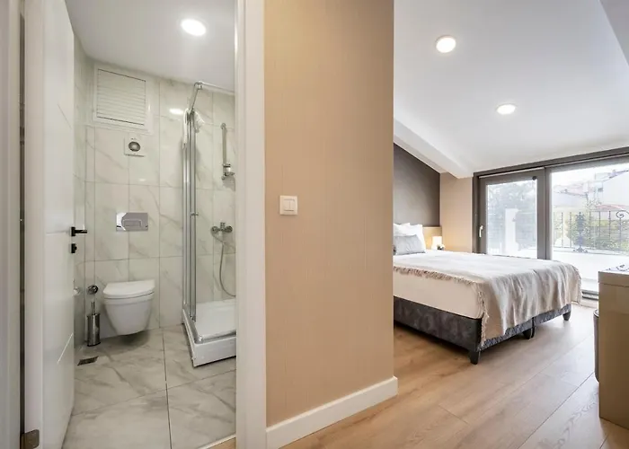 Ciragan Bosphorus Istanboel