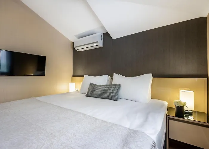 çırağan Bosphorus Daire *